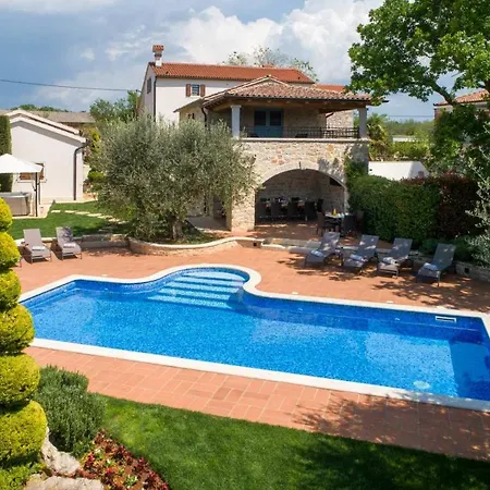 Pilato Holiday home *
