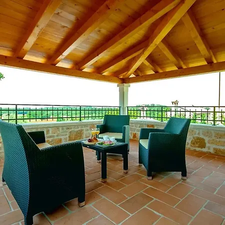 Holiday home Pilato *